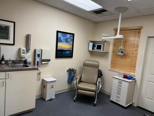 Mark G. Womack, DDS   Ya-Sin Peaks, MD, DMD | Apicoectomies, Cost of Dental Implants and Replacing Missing Teeth